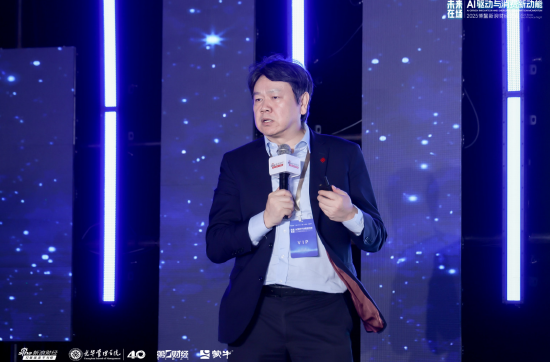 刘俏：很欣喜看到特朗普砍美国科研经费