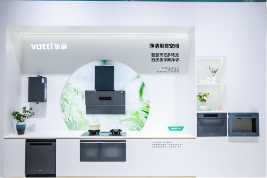 懒人家电进化：一键自清洁烟机，如何让“擦油污”成为历史？