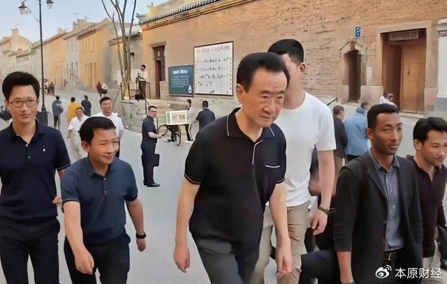 卖资产、别老臣，王健林人财两失