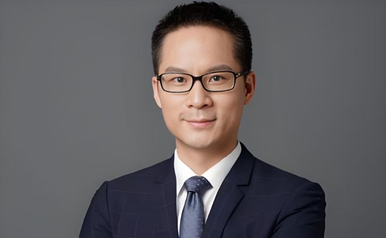 频繁换手，牛市巨亏！建信中国制造2025基金经理孙晟：失位的舵手与模糊的罗盘