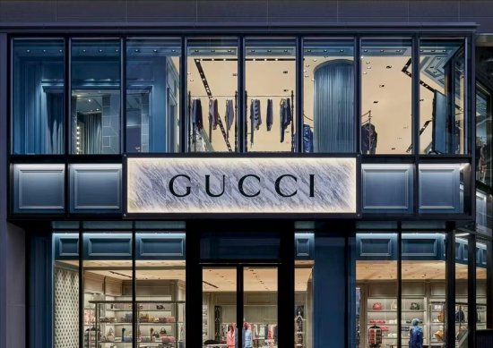 Gucci连续6个季度销量下滑，上半年全球关店18家 | 贵圈