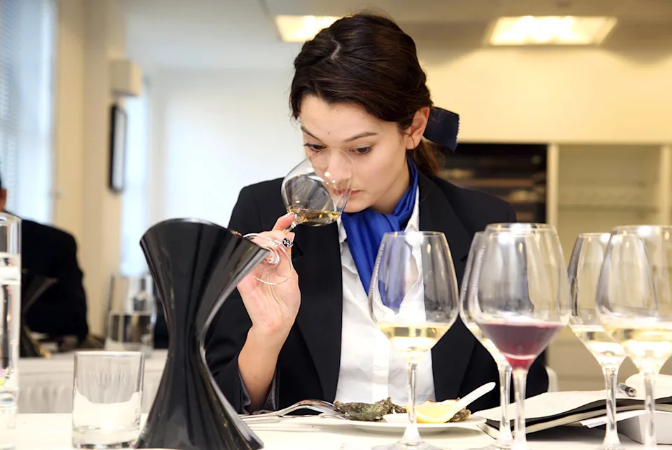 罕见报道！英伟达帝国“储君”：黄仁勋的一儿一女